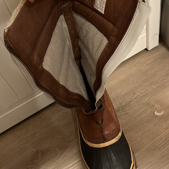 WARM BOOTS - Picture 3 of 4